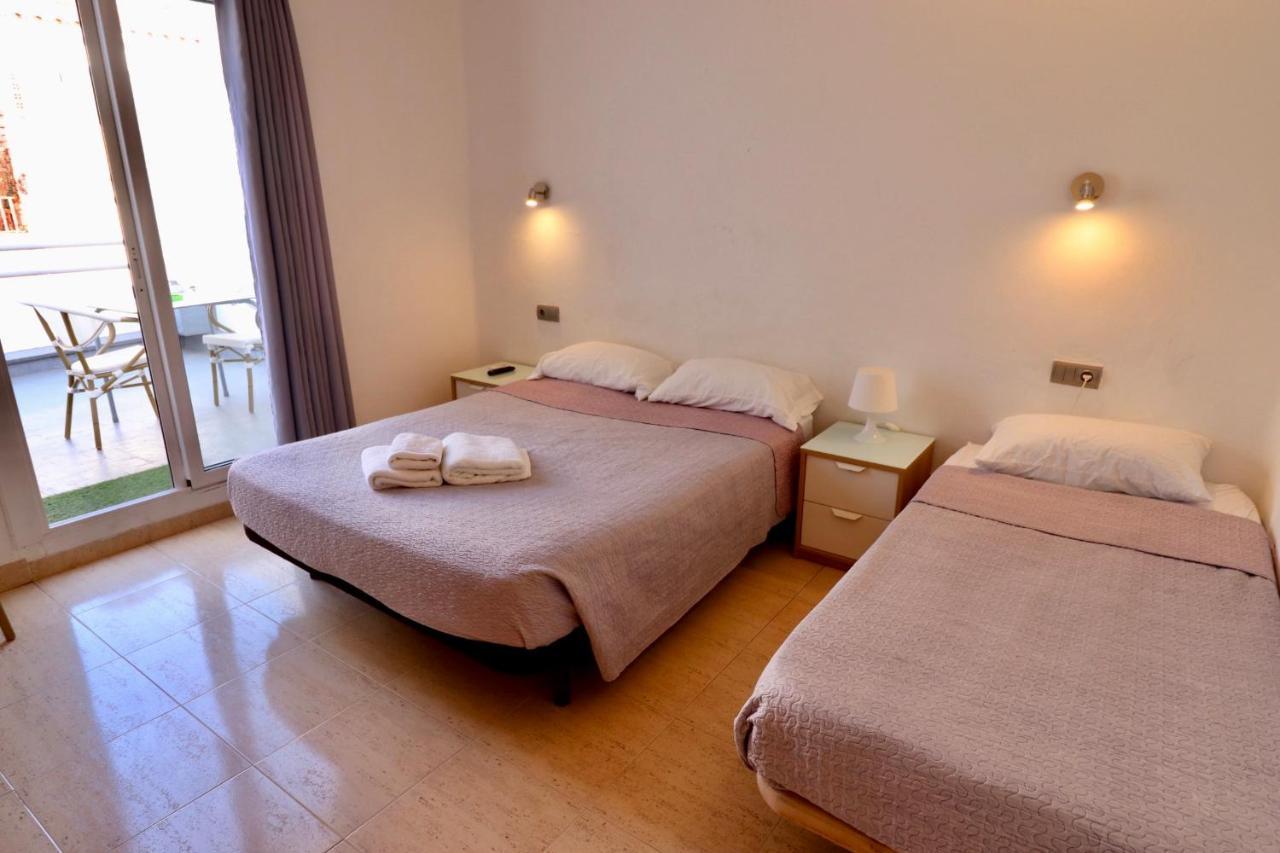 Hotel Ibiza Sitges Exterior photo