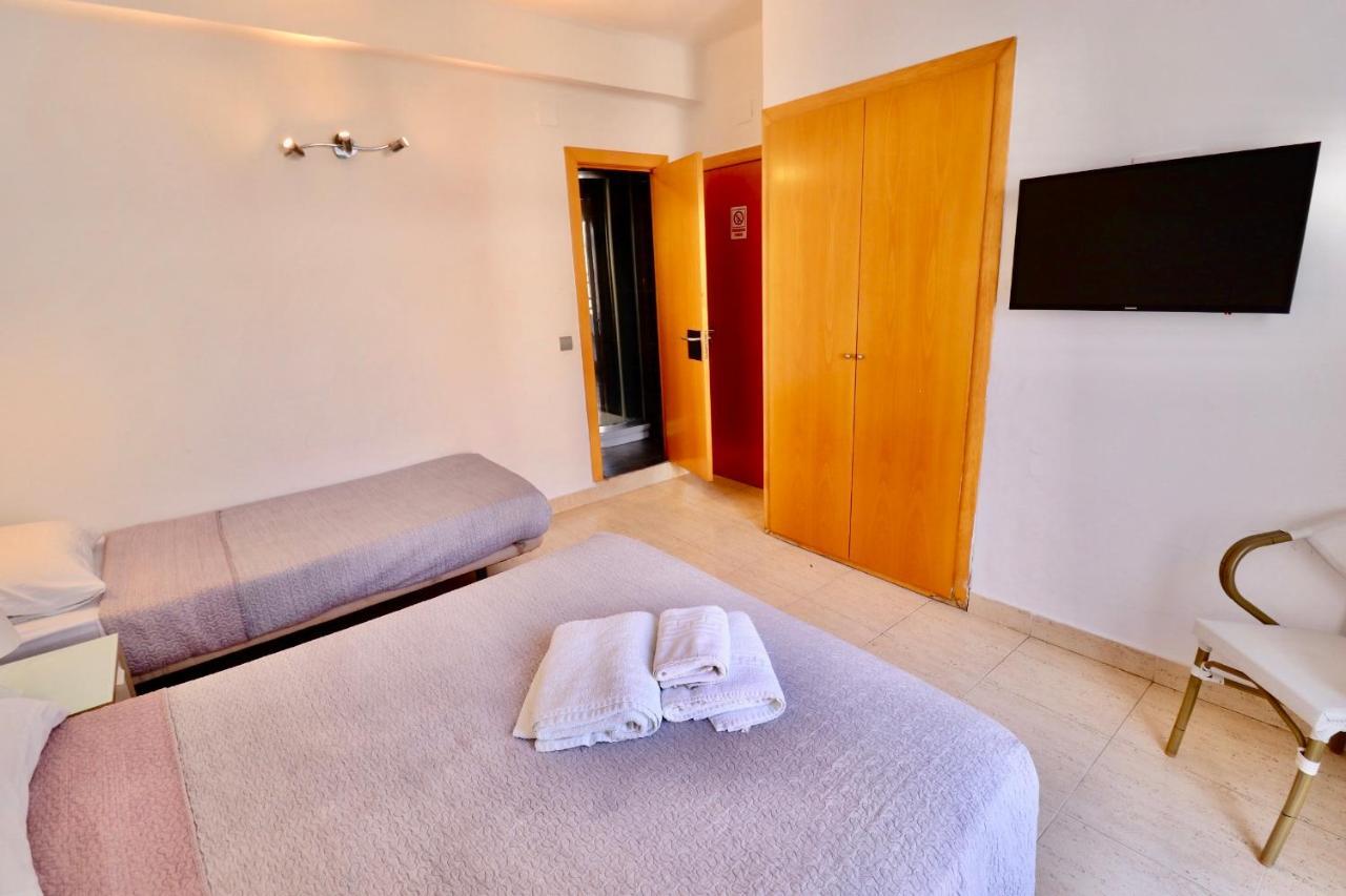 Hotel Ibiza Sitges Exterior photo