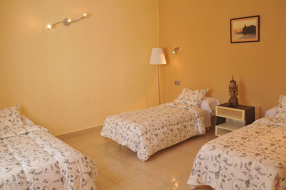 Hotel Ibiza Sitges Exterior photo